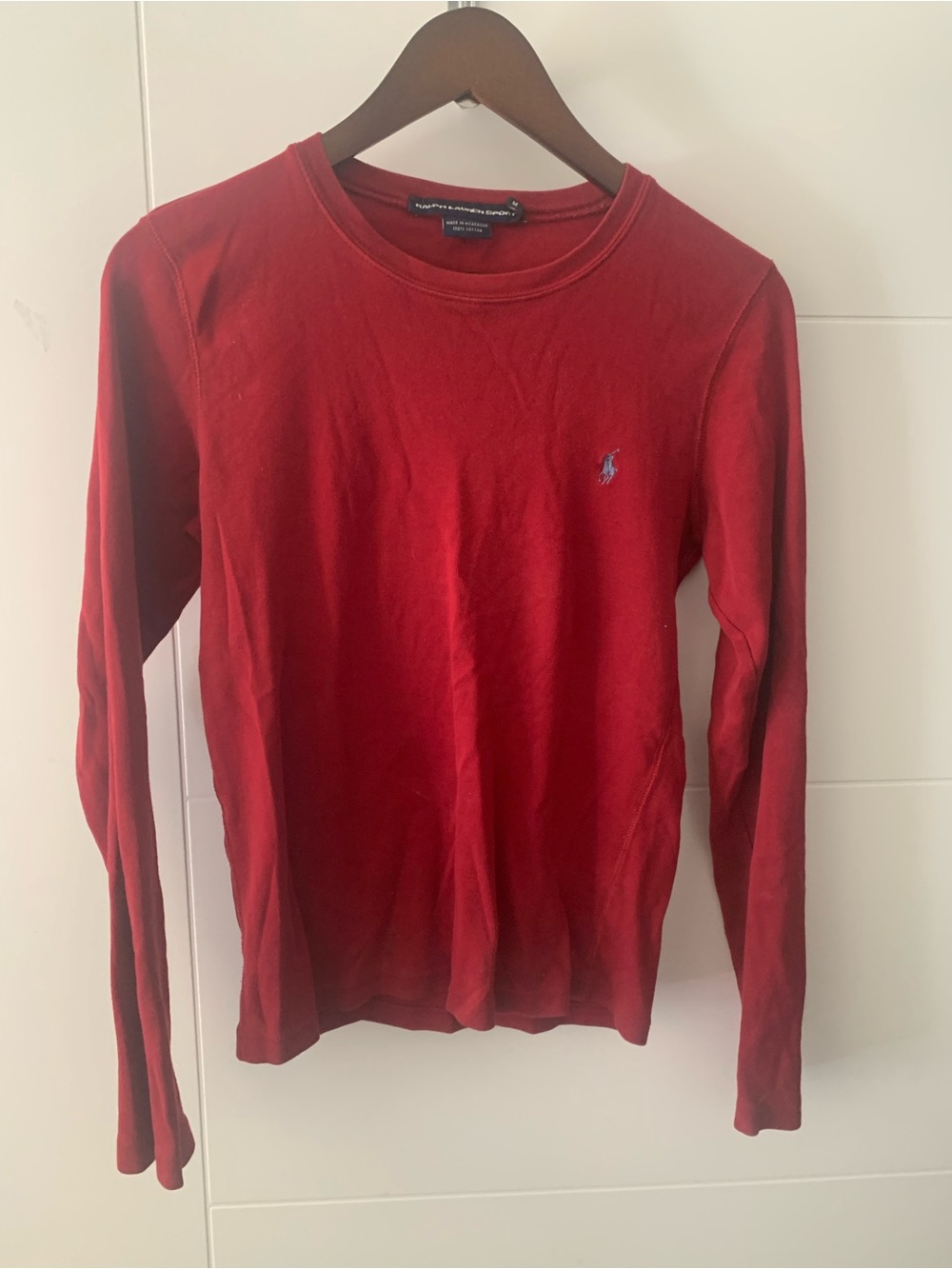 Ralph Lauren Womenโs Long-Sleeve Crewneck Sweater in Red A15